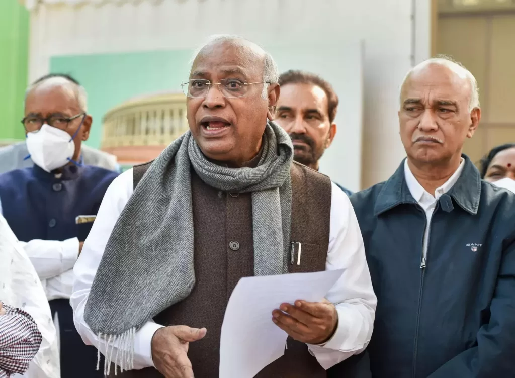 congress chieif Kharge calls 'urgent' meet of Opposition 