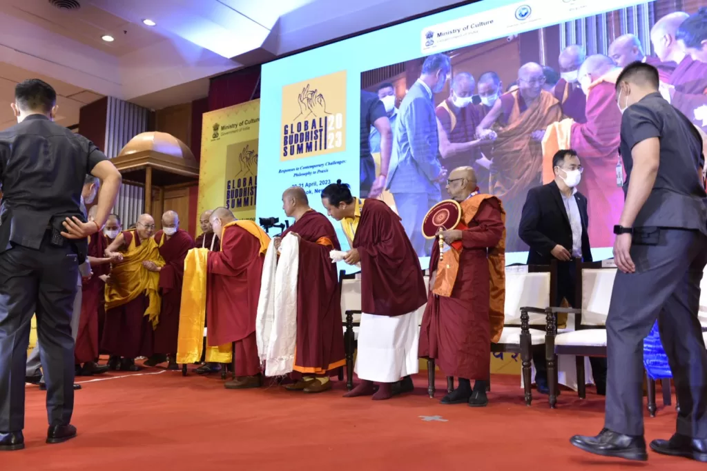 Dalai Lama attends Global Buddhist Summit hosted by India