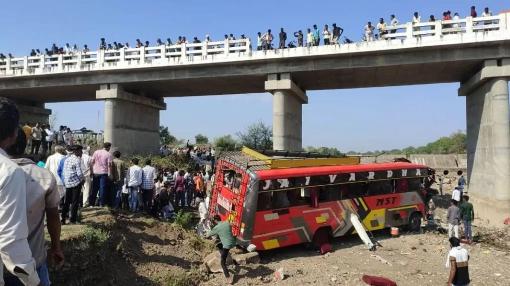 15 Killed And 25 Injured As Bus Falls From Bridge In Madhya Pradesh